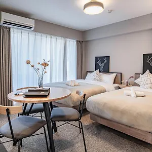 Apartment 11 Umeda Kamiyama, Osaka